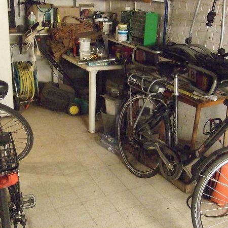 Guestrooms Bij Het Station Van Drongen Gent Exteriör bild