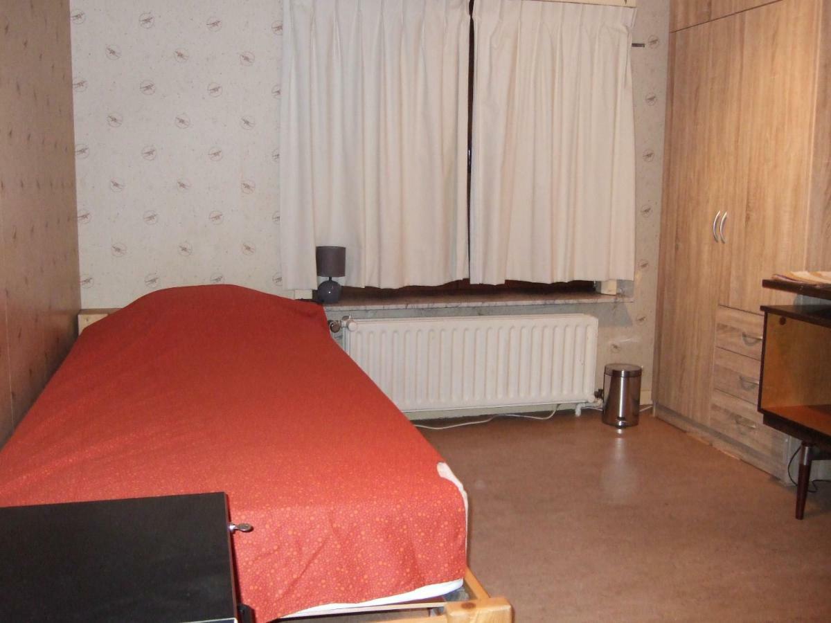 Guestrooms Bij Het Station Van Drongen Gent Exteriör bild