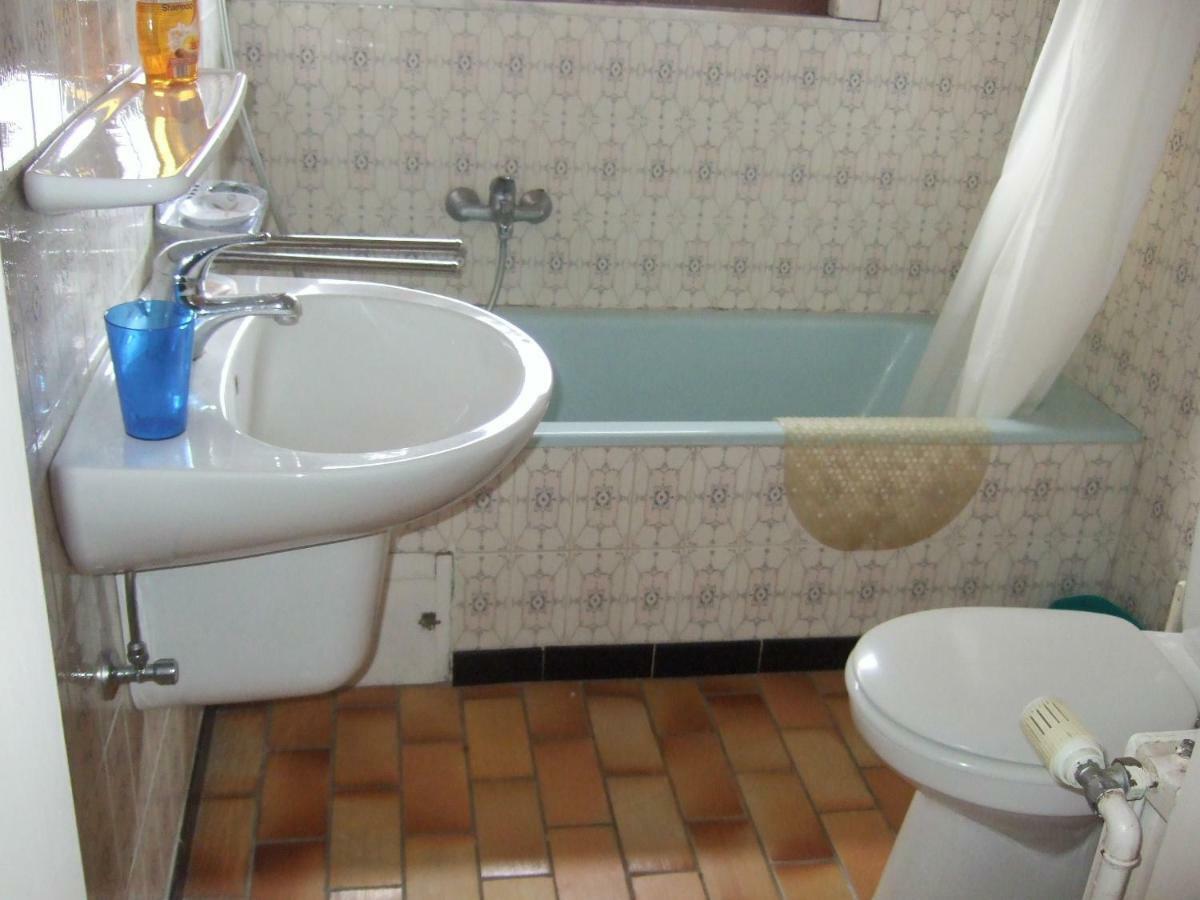 Guestrooms Bij Het Station Van Drongen Gent Exteriör bild